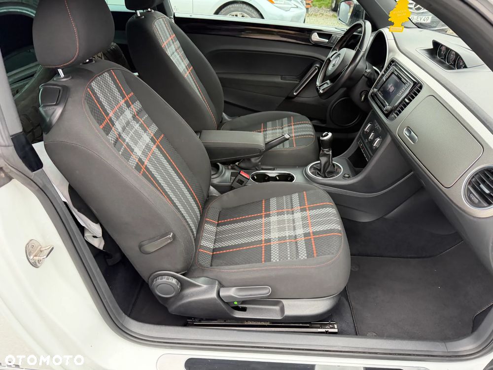 Volkswagen Beetle 2015