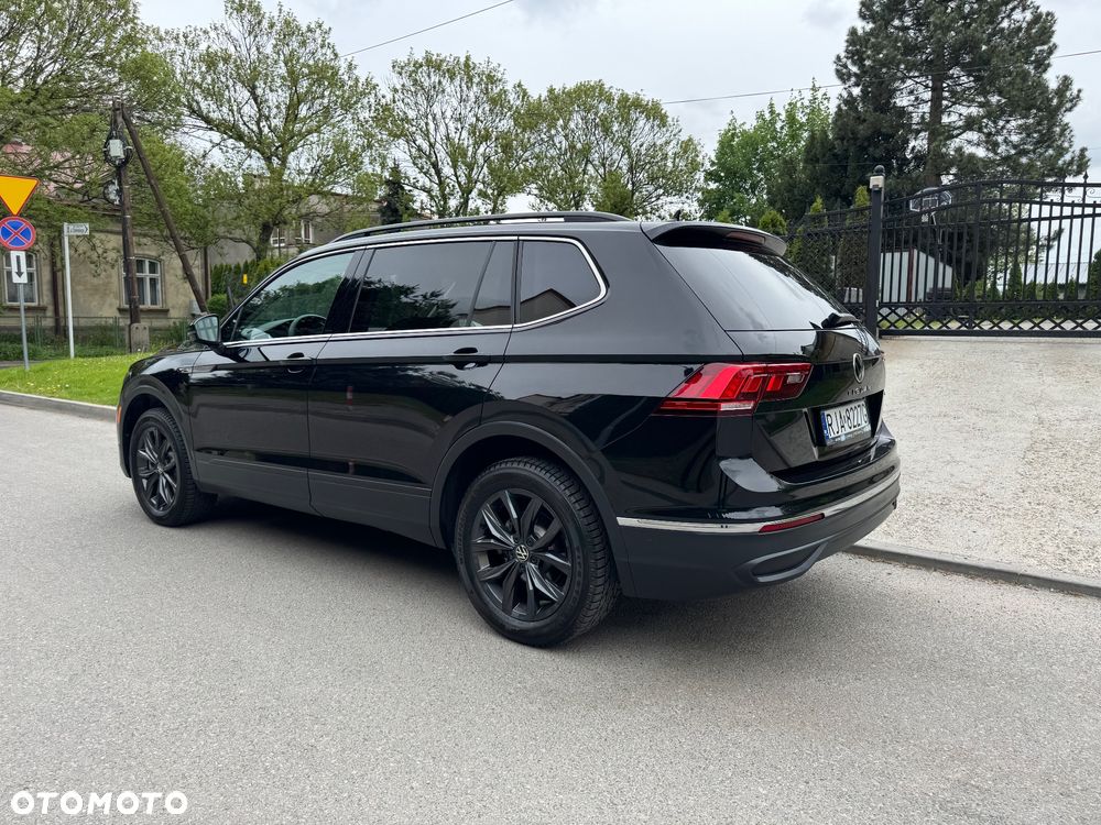 Volkswagen Tiguan - 5