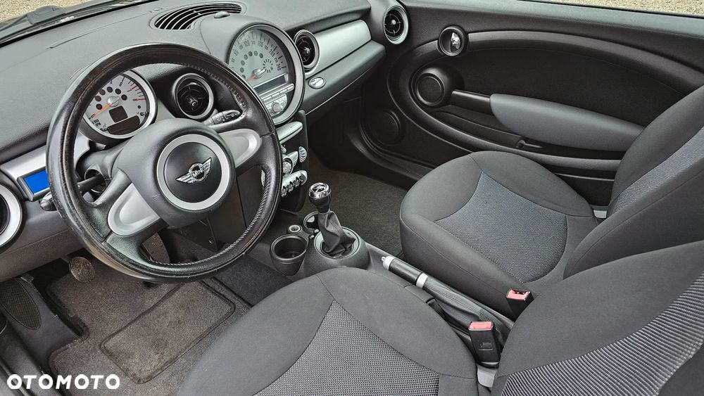 MINI Cooper 50 Camden - 14