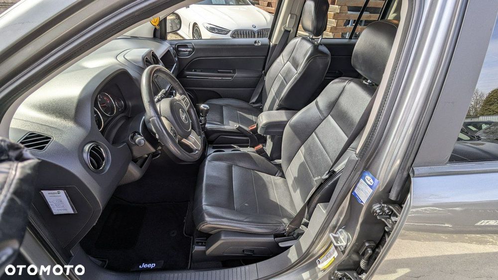 Jeep Compass - 14