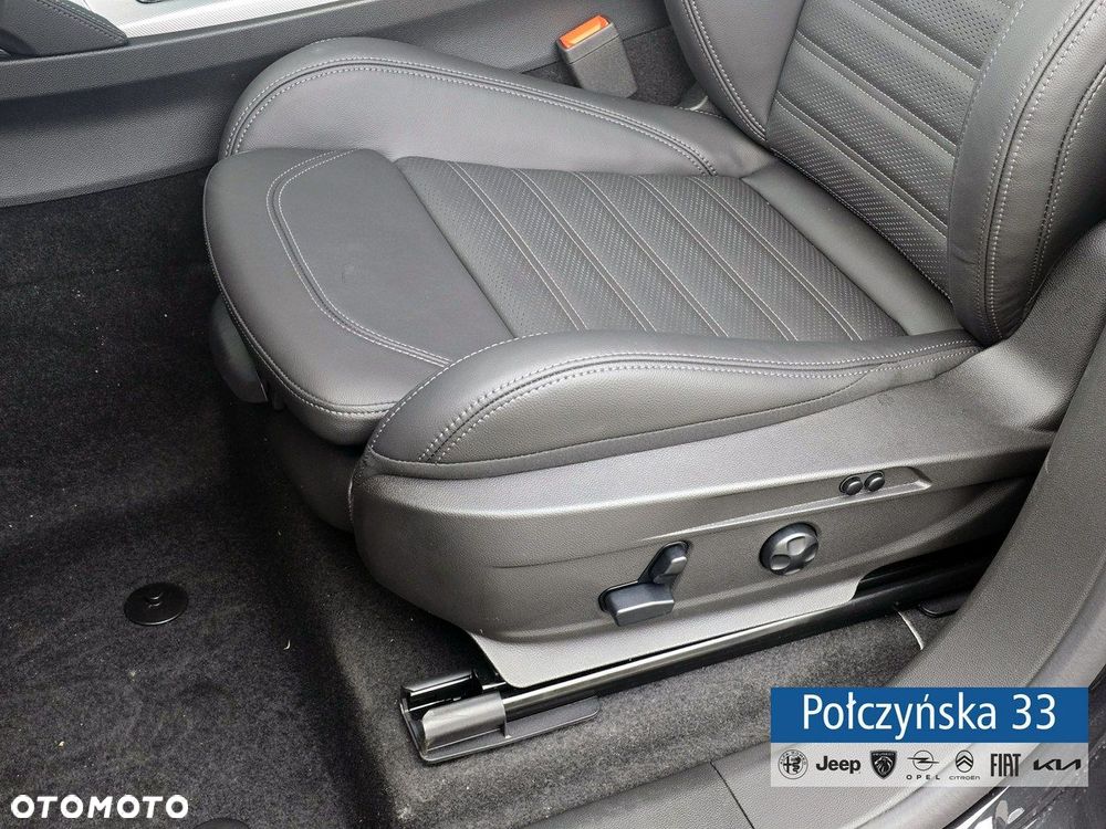 Alfa Romeo Stelvio - 14