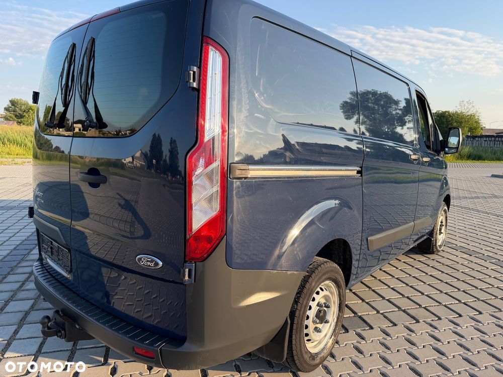 Ford TRANSIT CUSTOM - 5