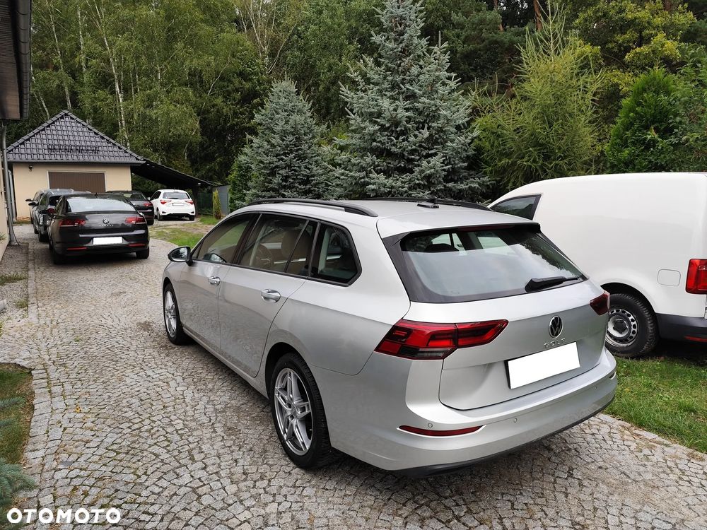 Volkswagen Golf VIII 1.5 TSI EVO Life - 11