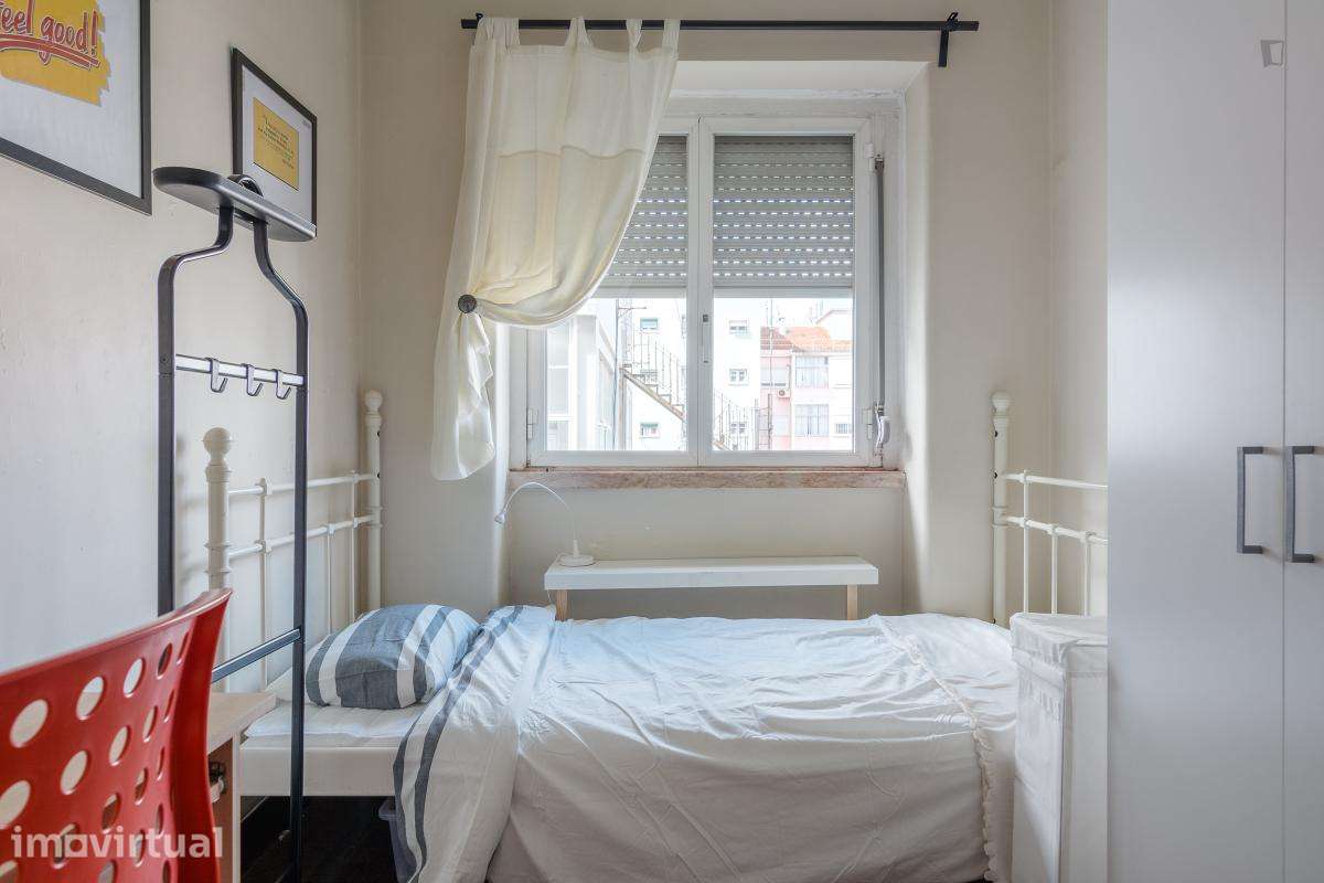 Quarto - localizado em Saldanha Lisbon - Grande imagem: 3/13