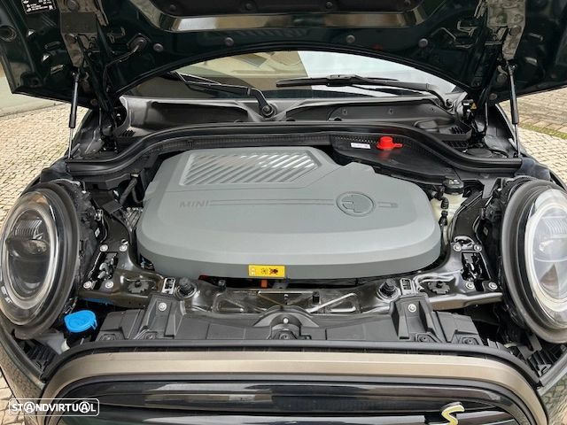 MINI 3 Portas Cooper SE Premium Resolute Edition - 18