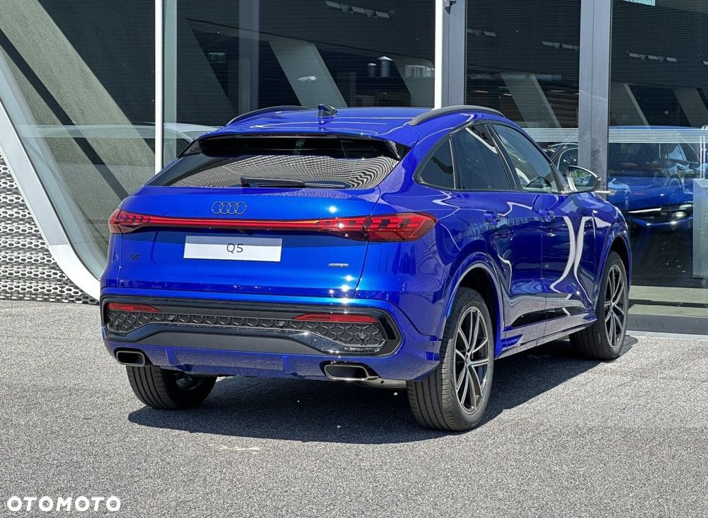 Audi Q5 Sportback - 6