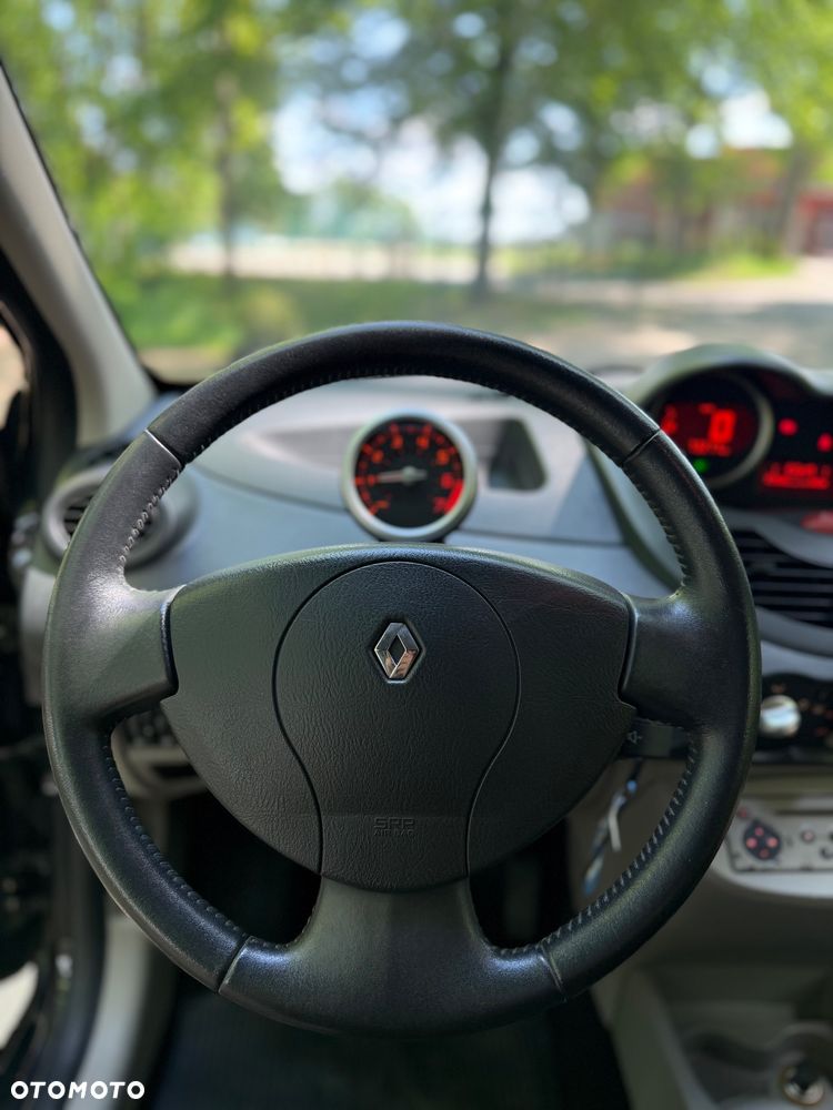 Renault Twingo 1.2 16V Dynamique - 13