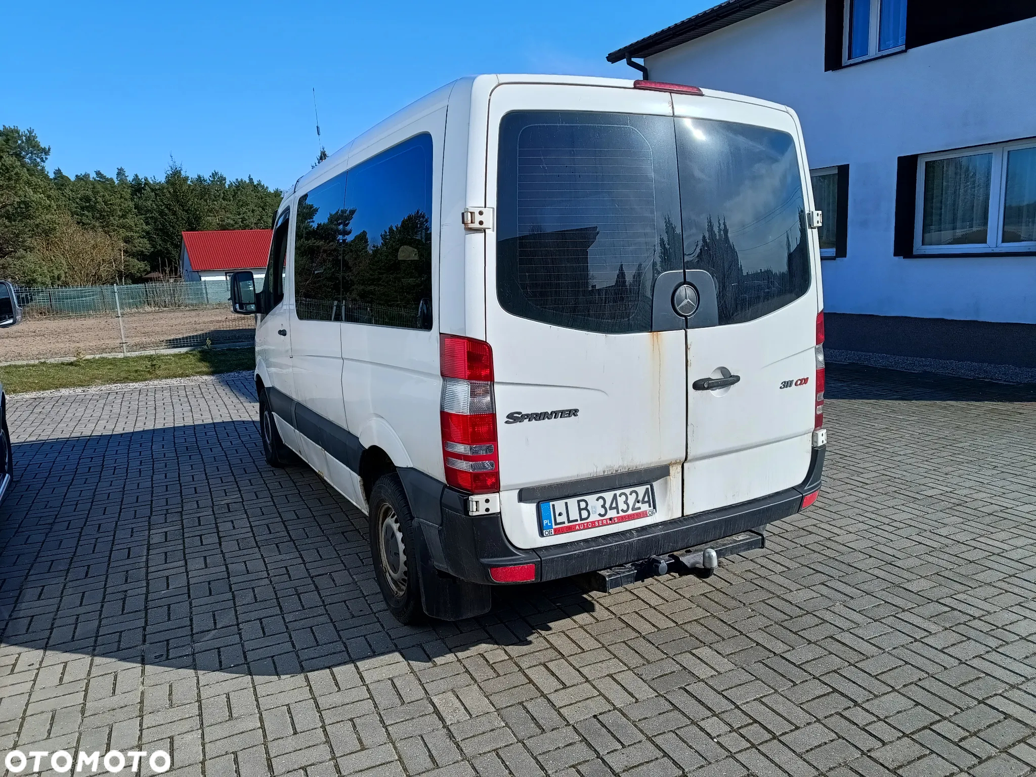 Mercedes-Benz Sprinter - 11