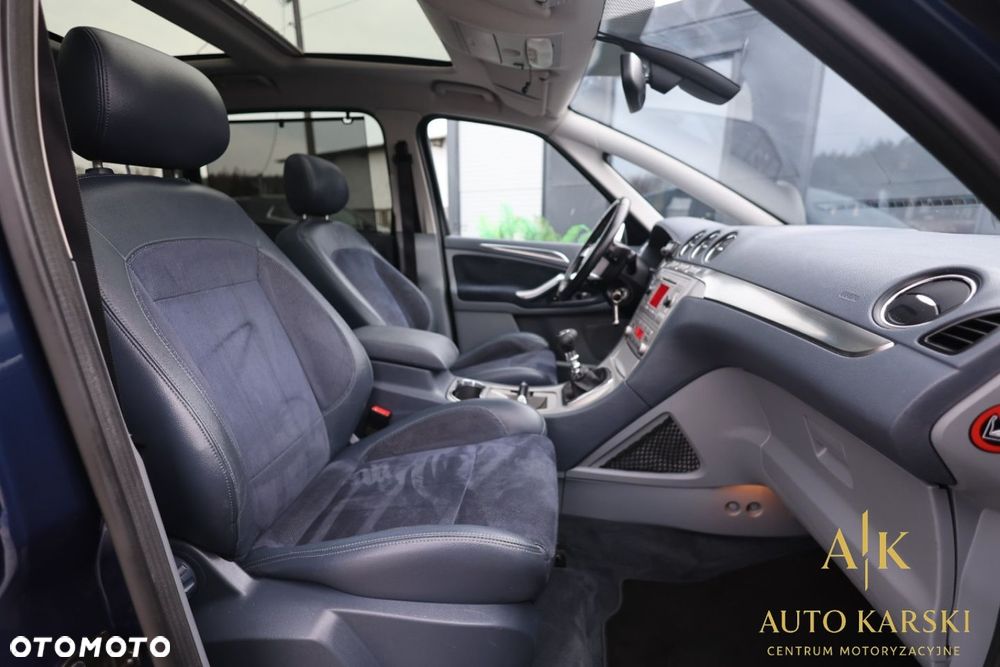 Ford S-Max - 31