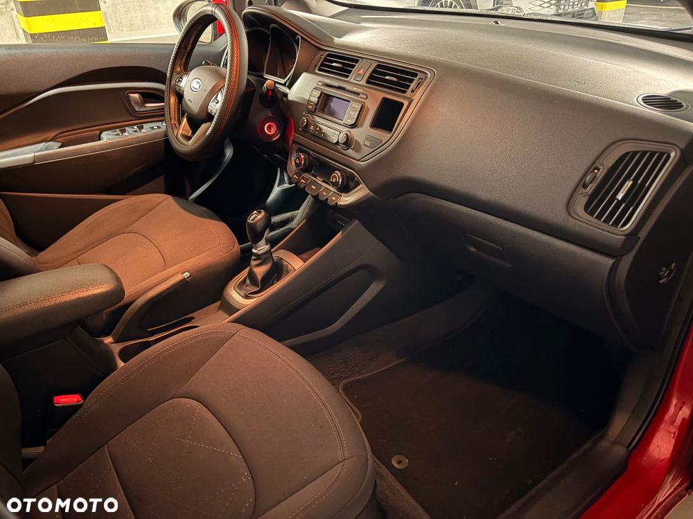 Kia Rio 1.4 Spirit - 14