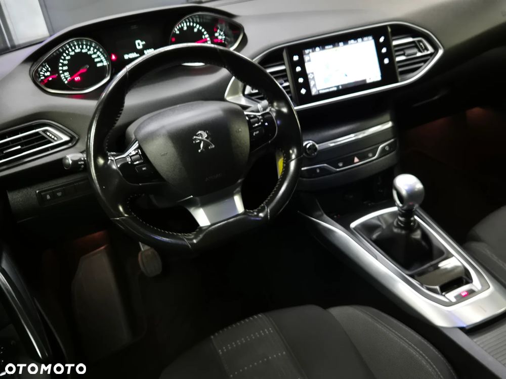 Peugeot 308 HDi FAP 150 Style - 27