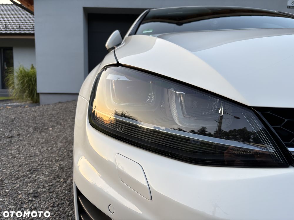 Volkswagen Golf Variant GTD 2.0 TDI SCR DSG - 15