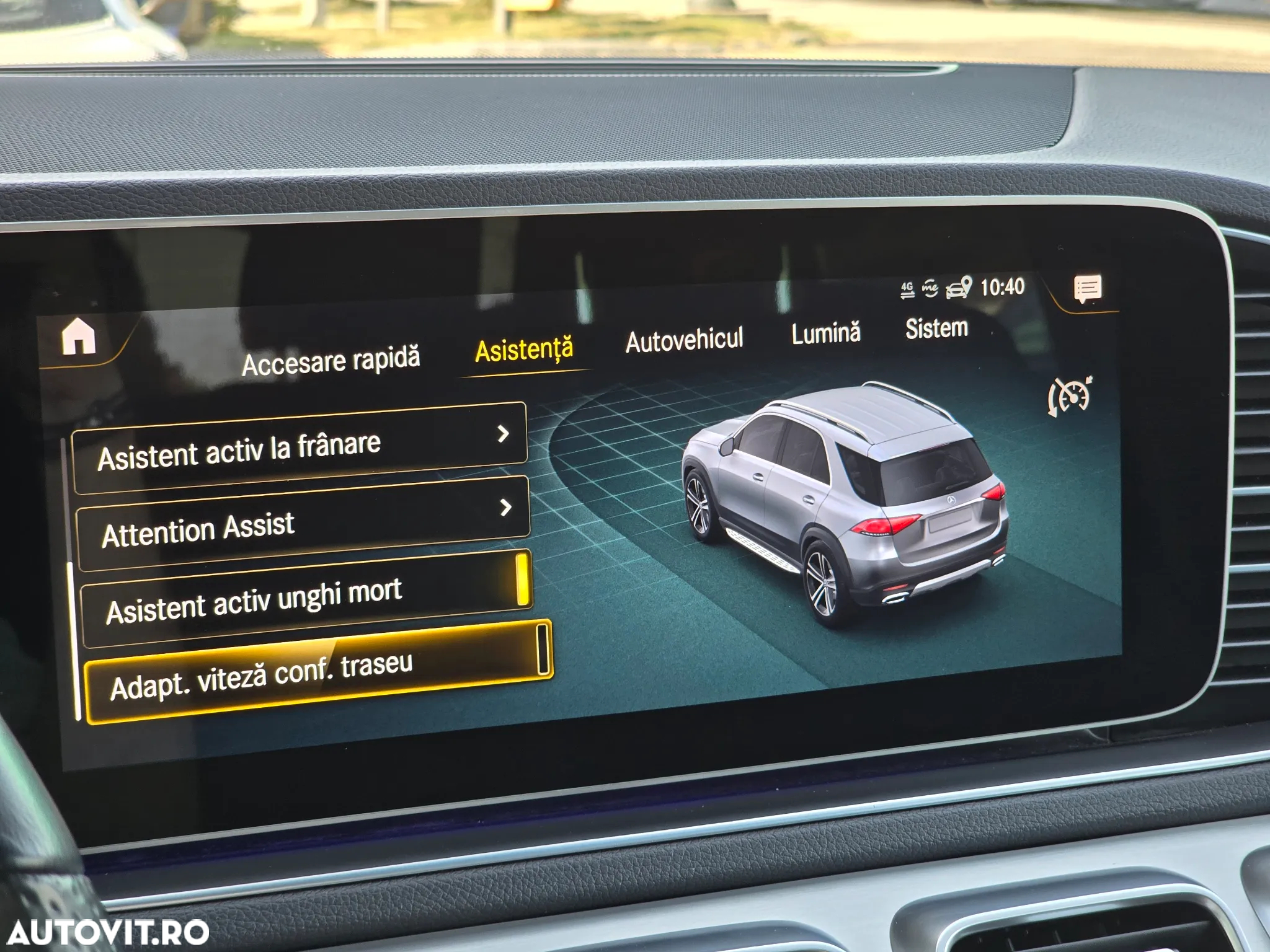 Mercedes-Benz GLE 300 d 4Matic 9G-TRONIC AMG Line - 31