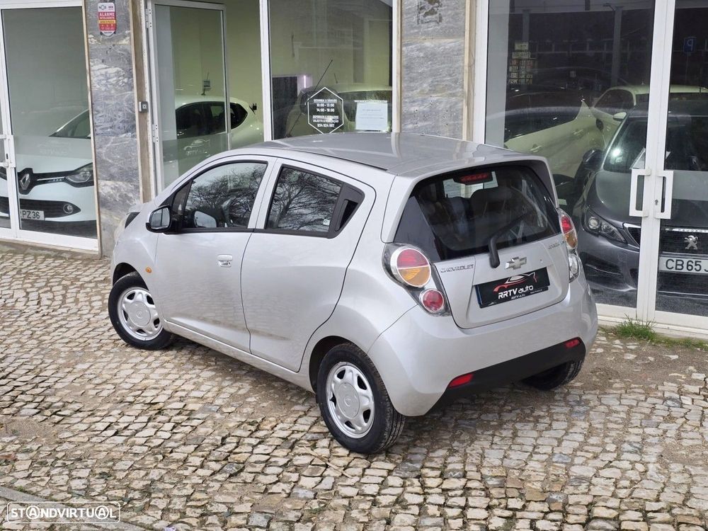 Chevrolet Spark 1.0 L - 2
