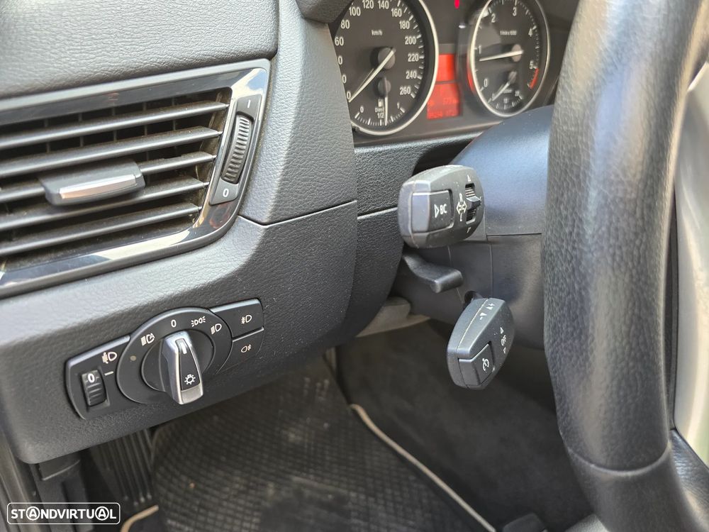 BMW X1 18 d sDrive Auto xLine - 46