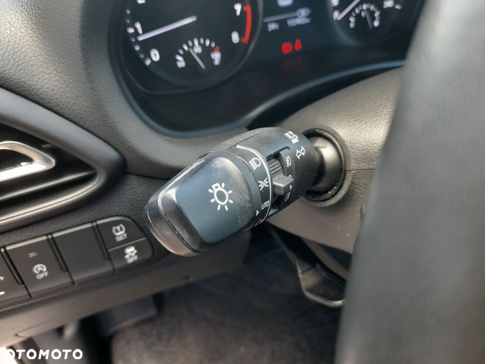 Hyundai i30 1.5 T-GDI 48V Smart DCT - 14