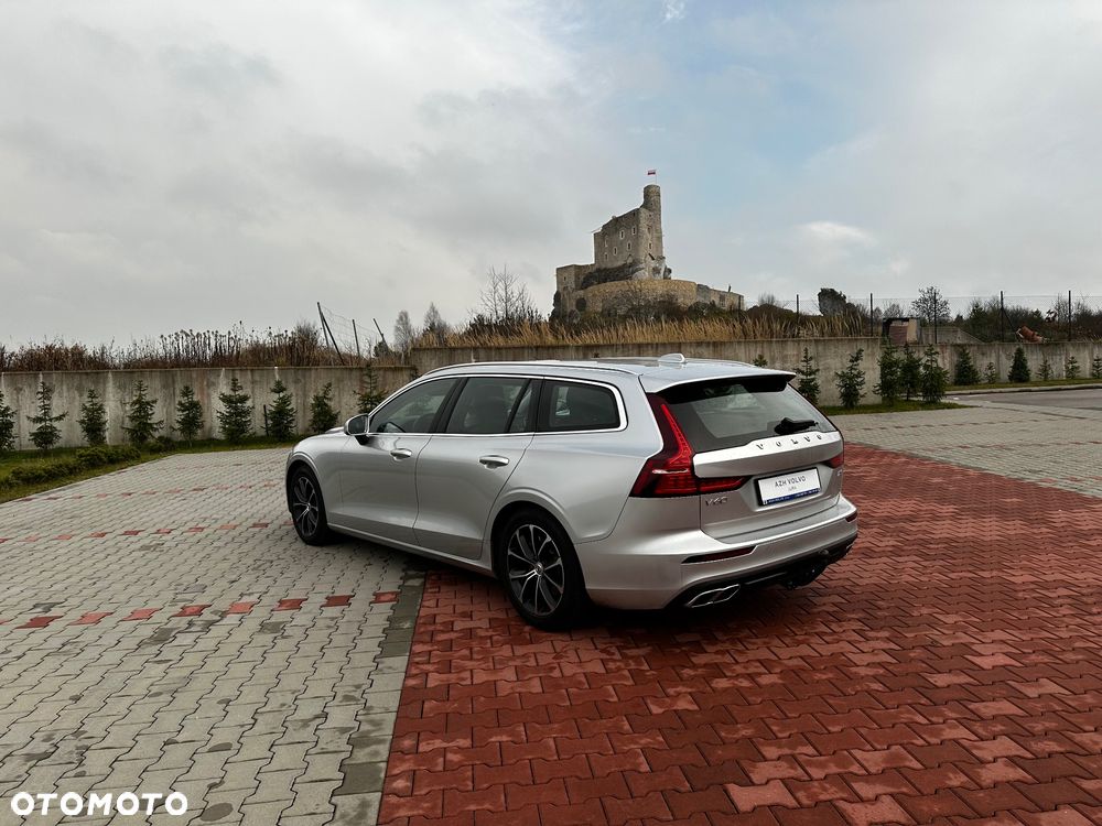 Volvo V60 D3 Momentum - 6