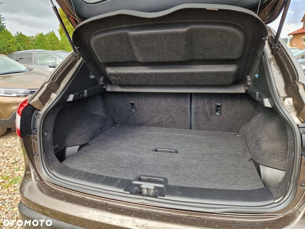 Nissan Qashqai 1.2 DIG-T Visia Xtronic - 23