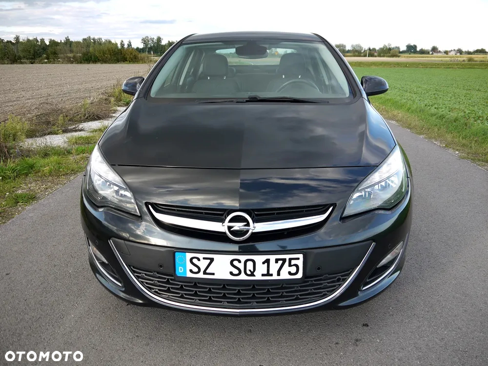 Opel Astra IV 1.4 T Executive - 3