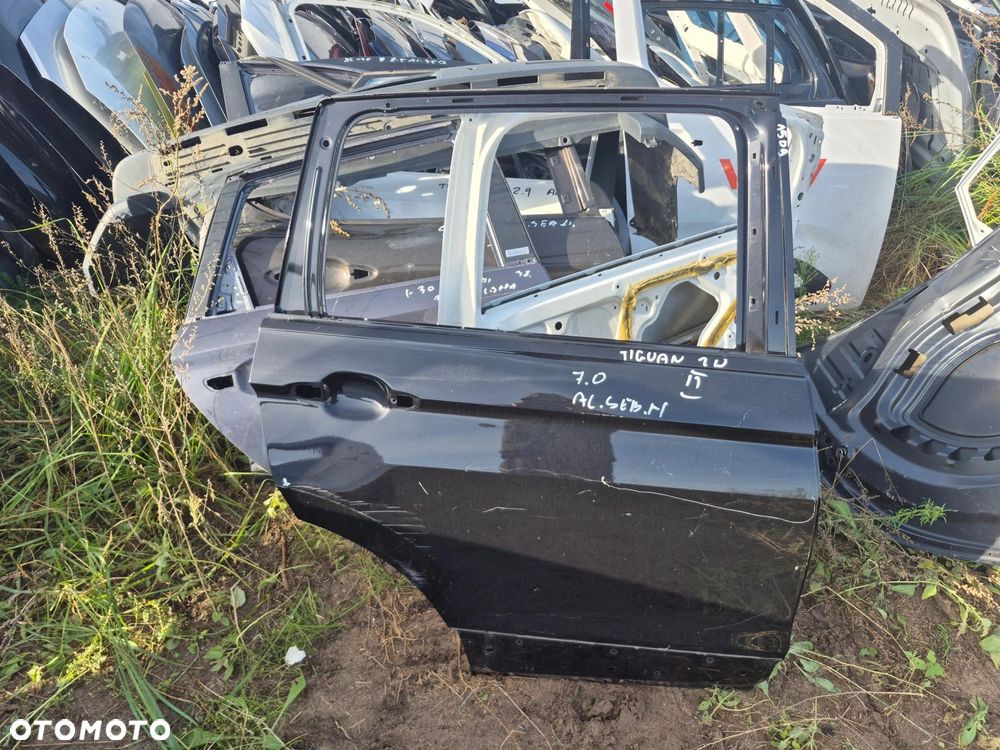 Drzwi Volkswagen Tiguan II 2016-2024r. Tył Prawy - 1