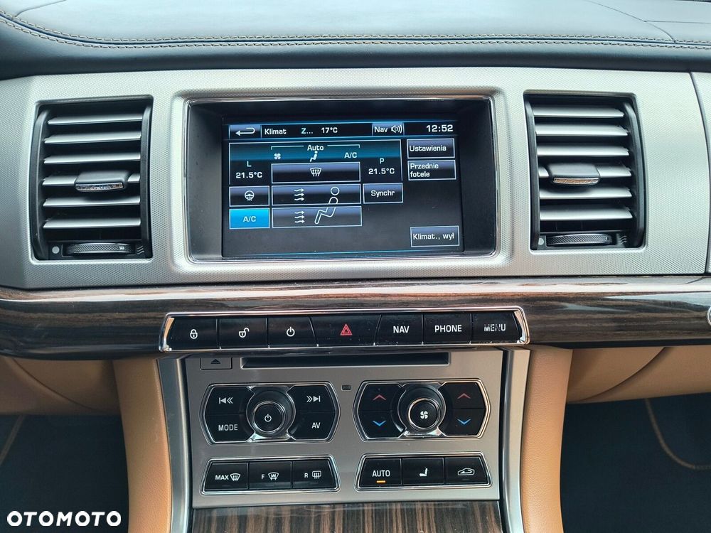 Jaguar XF - 29