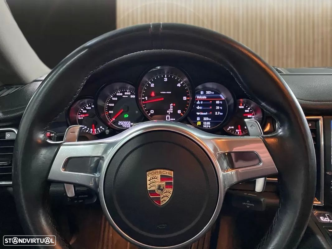 Porsche Panamera Platinum Edition - 9