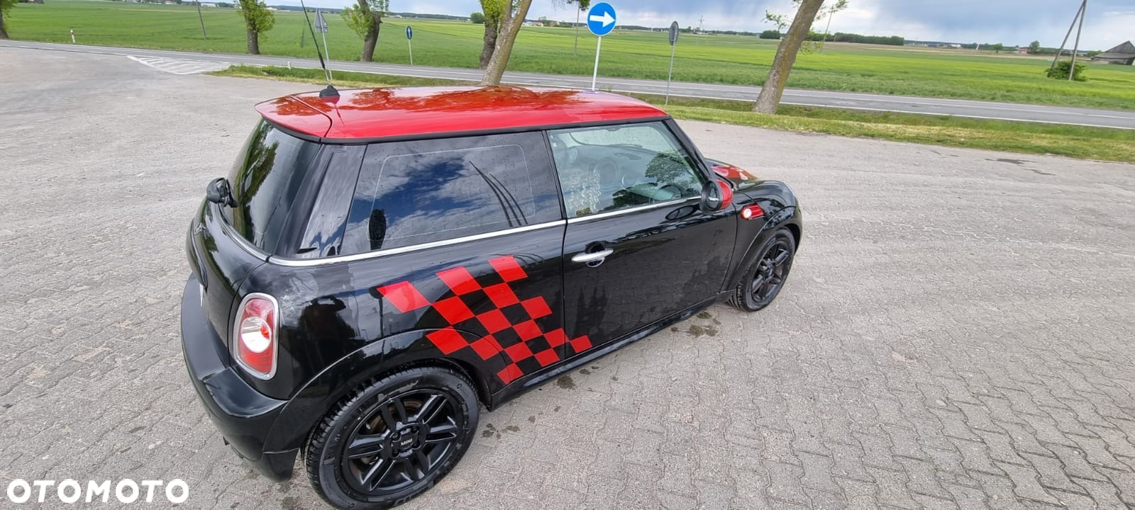 MINI ONE Standard - 9
