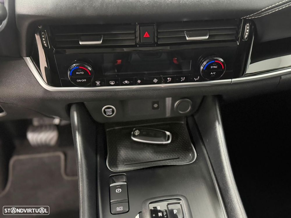 Nissan Qashqai 1.3 DIG-T N-Connecta LED Xtronic - 12