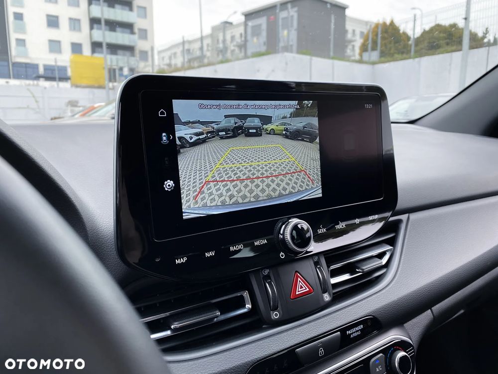 Hyundai i30 1.5 T-GDI 48V Smart - 24