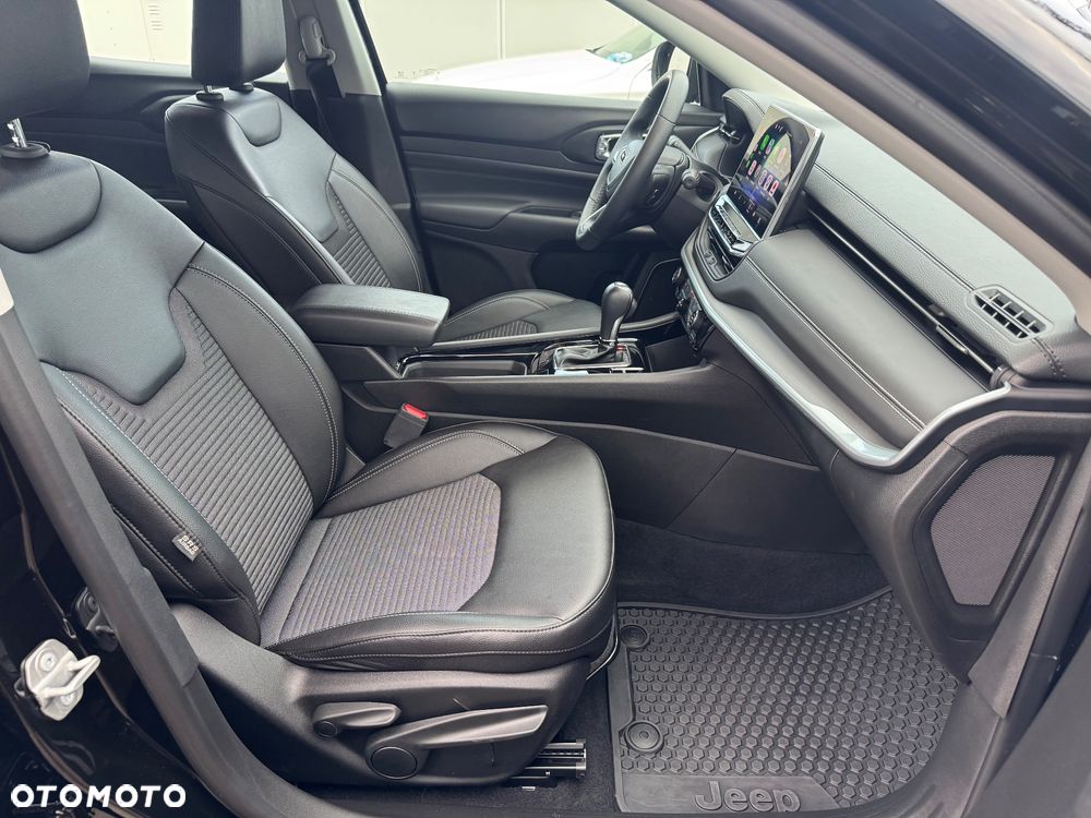 Jeep Compass 1.5 GSE T4 48V e-Hybrid Automatik Night Eagle - 31