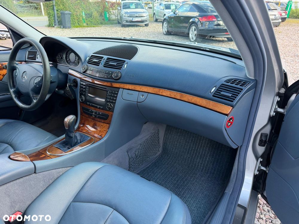 Mercedes-Benz Klasa E 220 CDI T Elegance - 10