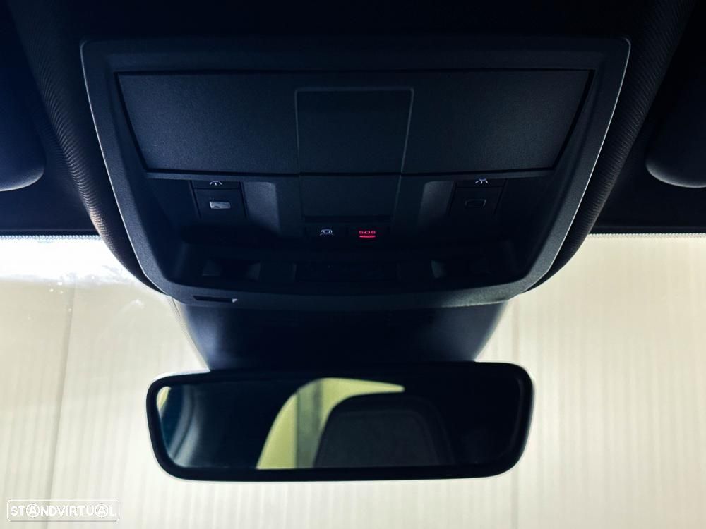 Peugeot 3008 1.2 Hybrid Allure e-DCS6 - 24