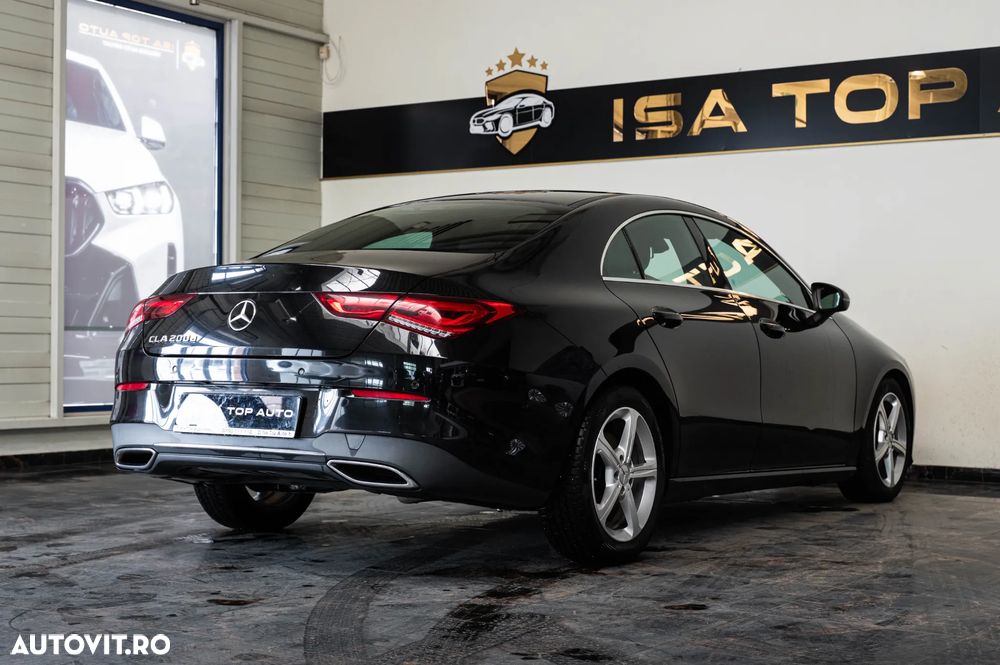 Mercedes-Benz CLA 200 d 8G-DCT - 4