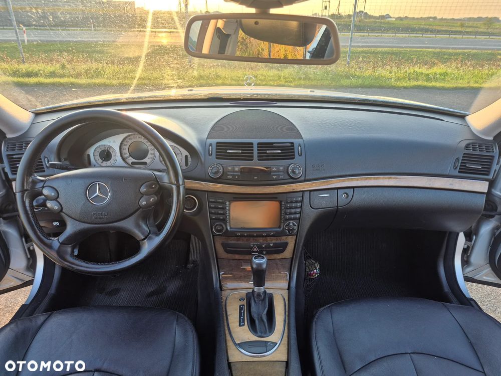 Mercedes-Benz Klasa E 320 CDI 7G-TRONIC Avantgarde - 16