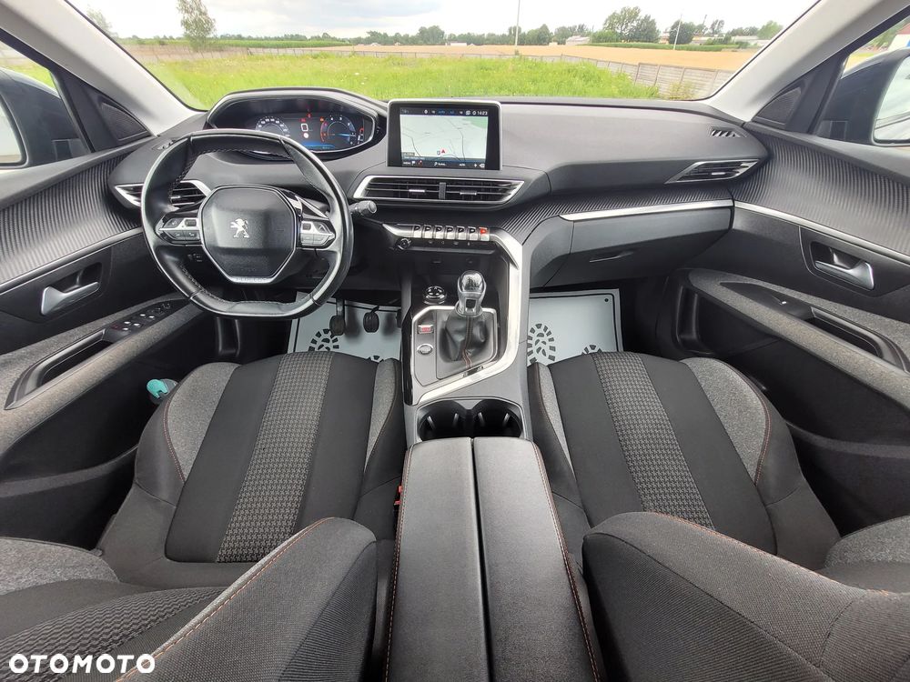 Peugeot 3008 - 21