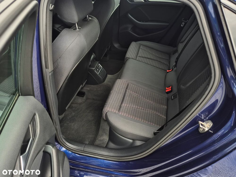 Audi A3 Limousine 2.0 TDI S line Sportpaket - 16