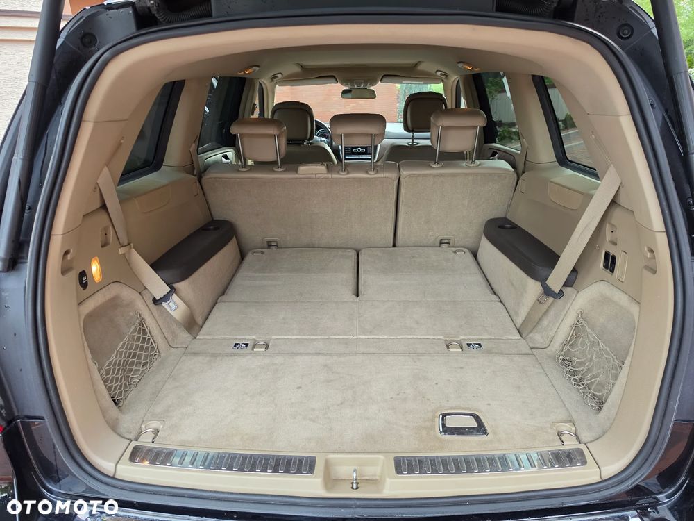 Mercedes-Benz GL 350 BlueTEC 4-Matic - 16