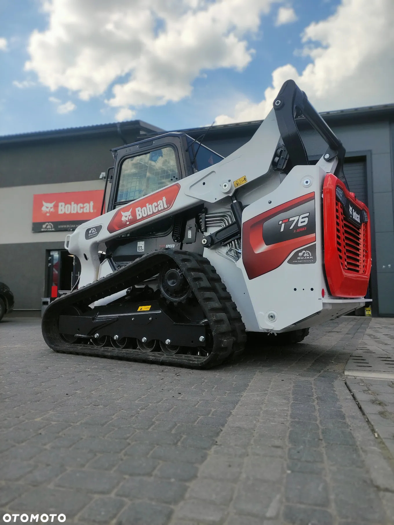 Bobcat T76 - 9
