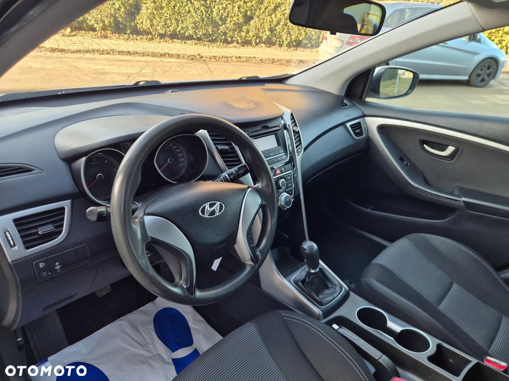 Hyundai i30 1.4 CRDi Trend - 14