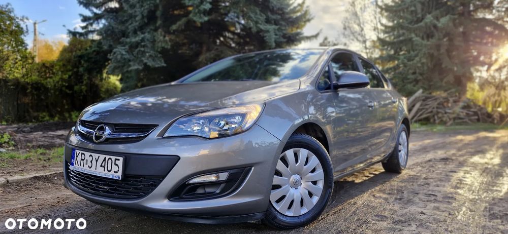 Opel Astra IV 1.6 Cosmo - 11