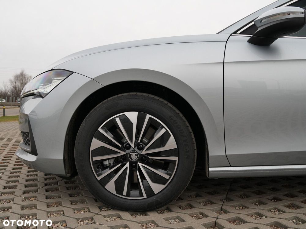 Skoda Superb 2.0 TDI SCR 4x4 Selection DSG - 6