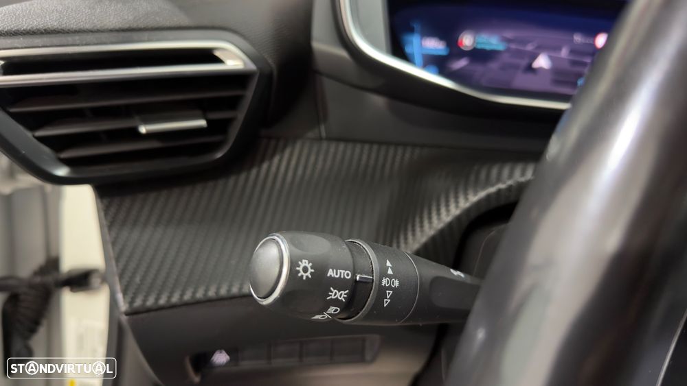 Peugeot e-2008 GT - 25