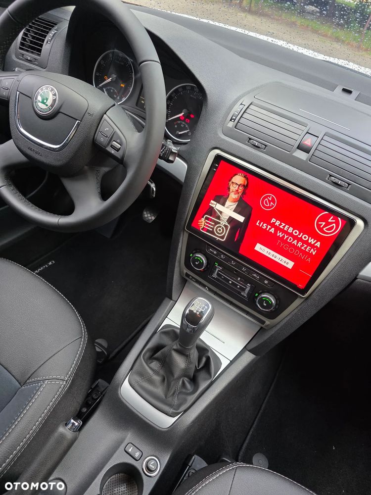Skoda Octavia 1.6 Elegance - 21