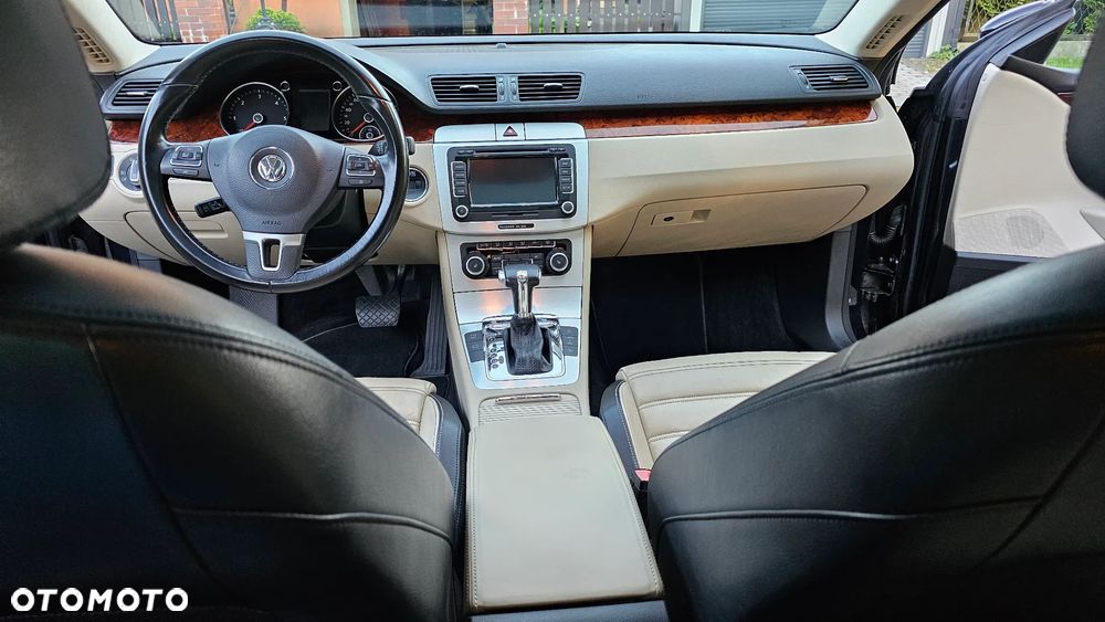 Volkswagen CC 2.0 TDI BlueMotion Technology DSG - 21
