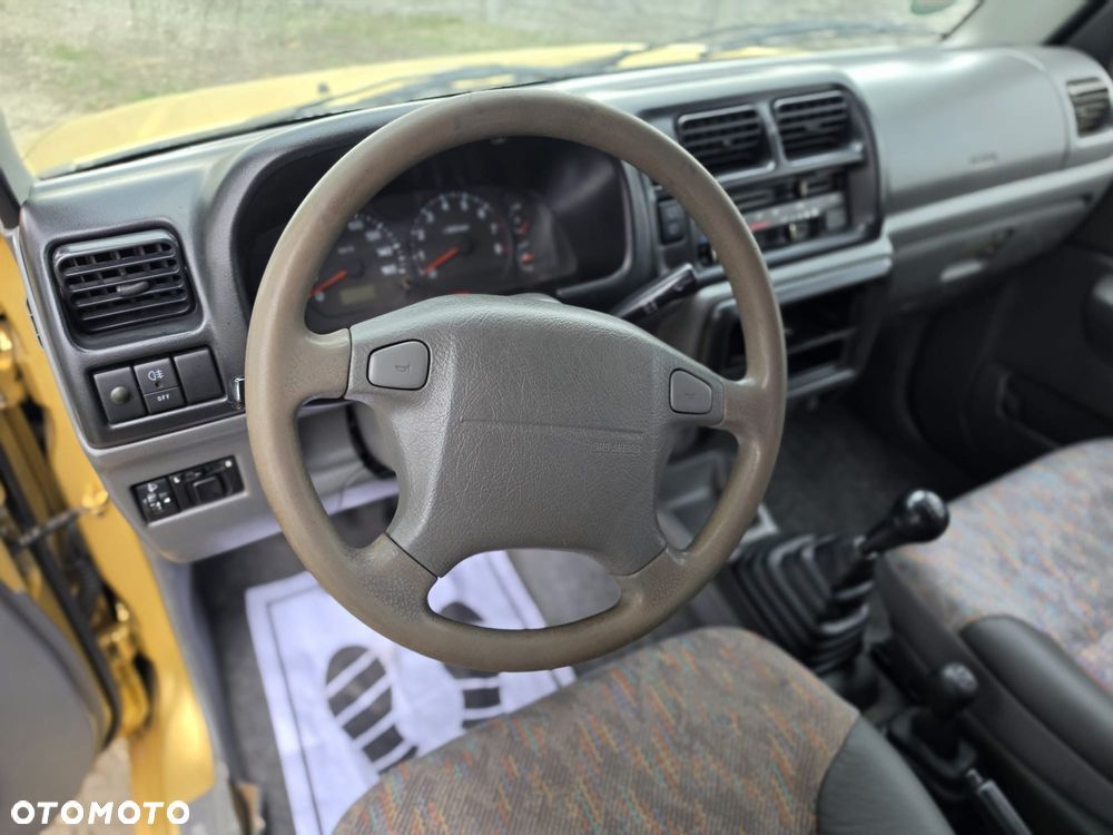Suzuki Jimny - 25