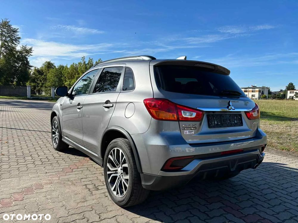 Mitsubishi ASX - 5