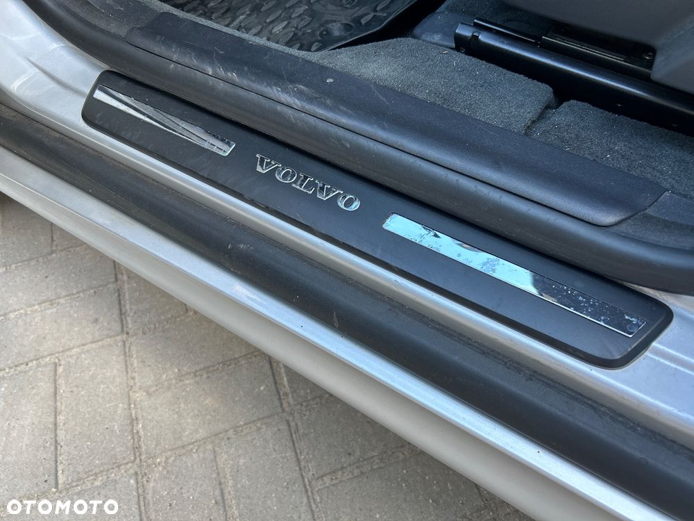 Volvo XC 60 D3 Drive-E Momentum - 27