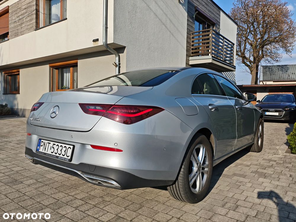 Mercedes-Benz CLA 250 e 8G-DCT Special Edition - 13