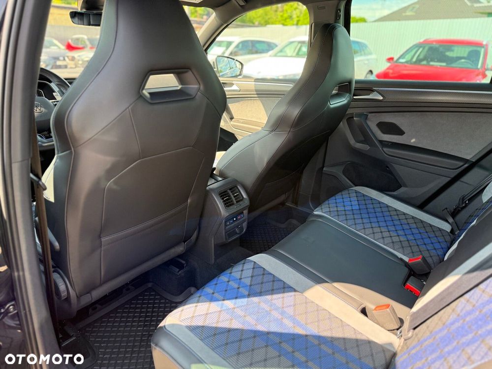Volkswagen Tiguan - 10