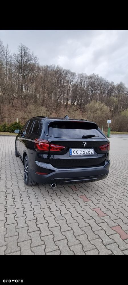 BMW X1 xDrive18d Sport Line - 2